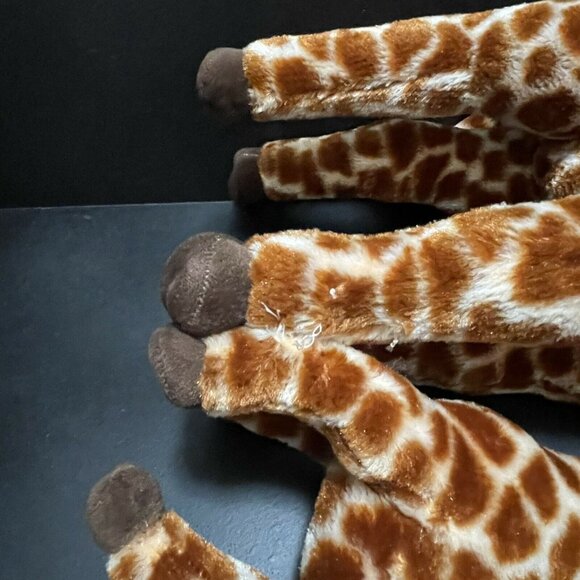 Aurora Miyoni adorable medium sized mother and attached baby giraffe plush - Picture 8 of 8